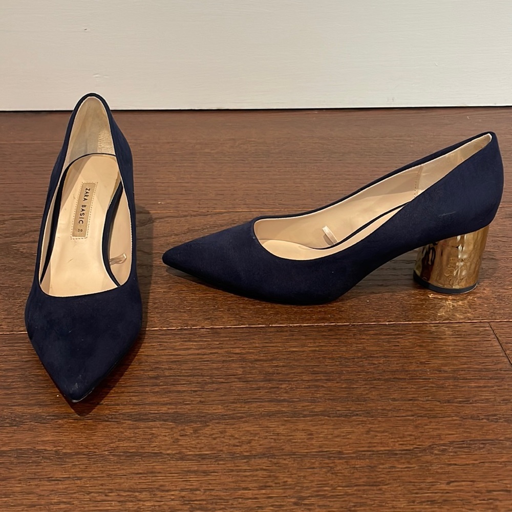 Zara Women’s Navy Suede Pumps Size 9